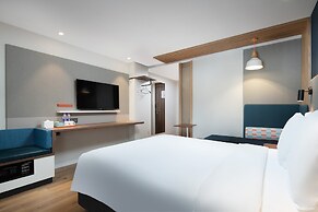 Holiday Inn Express Sanya Bay by IHG