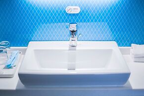 Holiday Inn Express Sanya Bay by IHG