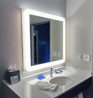 Holiday Inn Express & Suites Nashville North - Springfield by IHG