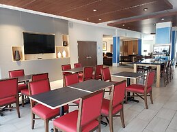 Holiday Inn Express & Suites Nashville North - Springfield by IHG