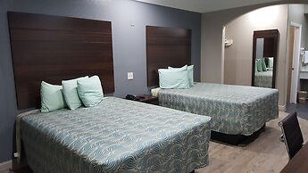 Palace Inn Hwy 6 North & Clay Rd