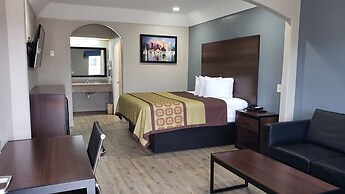 Palace Inn Hwy 6 North & Clay Rd