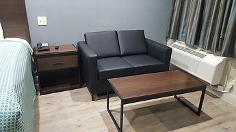 Palace Inn Hwy 6 North & Clay Rd