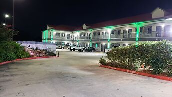 Palace Inn Hwy 6 North & Clay Rd