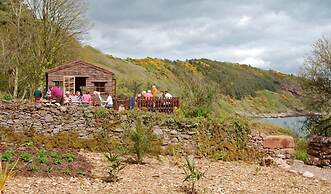 Orroland Lodge