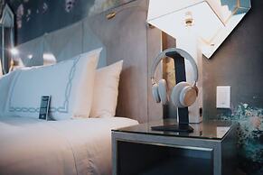 EXchange Hotel Vancouver