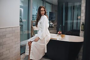 EXchange Hotel Vancouver