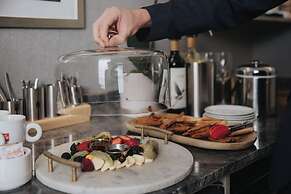 EXchange Hotel Vancouver