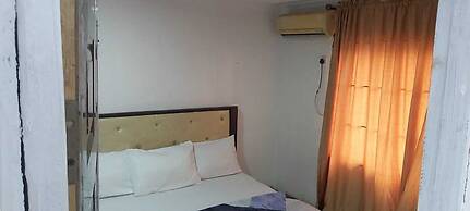 Legendary Inn & Lounge