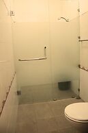 Berlian Abadi Hotel By Sinergi