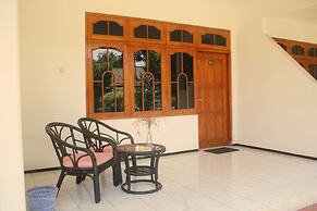 Berlian Abadi Hotel By Sinergi