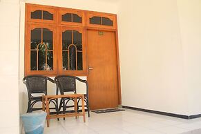 Berlian Abadi Hotel By Sinergi