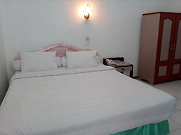 Berlian Abadi Hotel By Sinergi