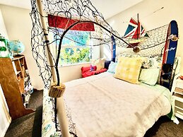 Lyttelton Boatique House