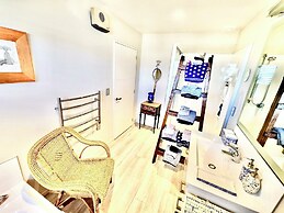 Lyttelton Boatique House