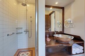 Akanthus Hotel Ephesus