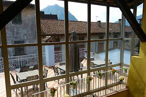 Feel at Home - La Terrazza Sul Borgo