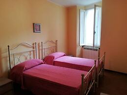 Feel at Home - La Terrazza Sul Borgo