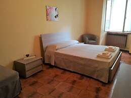 Feel at Home - La Terrazza Sul Borgo