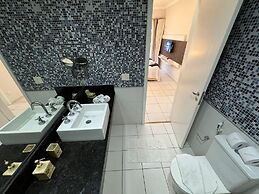 Beach Living, Frente mar, 400m do B Park