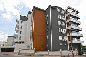 Chill and Go Aparthotel