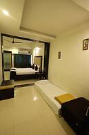 Hotel Ashwin Igatpuri, Pure Veg & Jain Food