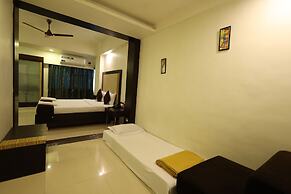 Hotel Ashwin Igatpuri, Pure Veg & Jain Food