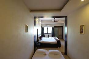 Hotel Ashwin Igatpuri, Pure Veg & Jain Food