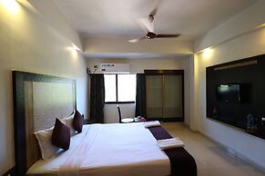 Hotel Ashwin Igatpuri, Pure Veg & Jain Food