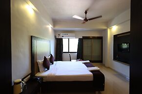 Hotel Ashwin Igatpuri, Pure Veg & Jain Food