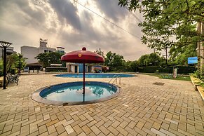 Hotel Ashwin Igatpuri, Pure Veg & Jain Food