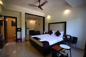 Hotel Ashwin Igatpuri, Pure Veg & Jain Food