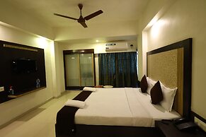 Hotel Ashwin Igatpuri, Pure Veg & Jain Food