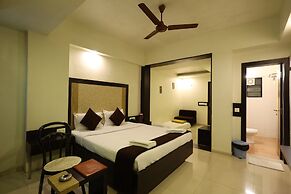 Hotel Ashwin Igatpuri, Pure Veg & Jain Food