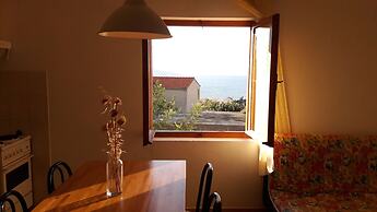 Apartmani Bako Komiza