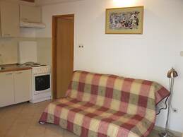 Apartmani Bako Komiza