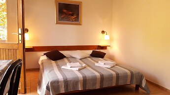 Apartmani Bako Komiza