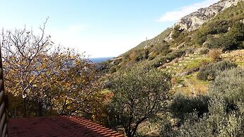 Apartmani Bako Komiza