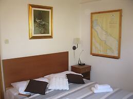 Apartmani Bako Komiza