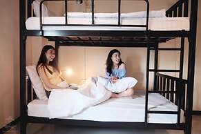 Khaosan Station - Adults Only - Hostel