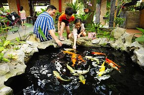 Ninh Binh Mountain Side Homestay & Cafe