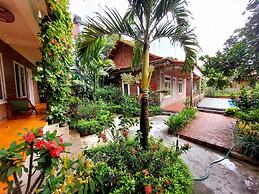 Ninh Binh Mountain Side Homestay & Cafe