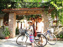 Ninh Binh Mountain Side Homestay & Cafe