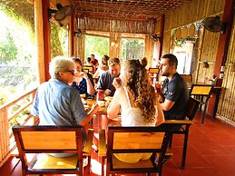 Ninh Binh Mountain Side Homestay & Cafe