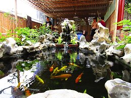 Ninh Binh Mountain Side Homestay & Cafe