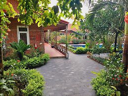 Ninh Binh Mountain Side Homestay & Cafe