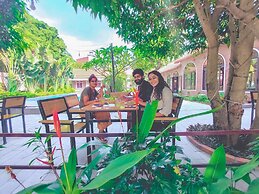 Ninh Binh Mountain Side Homestay & Cafe