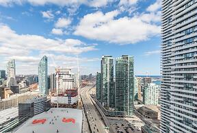 GLOBALSTAY. Maple Leaf Square