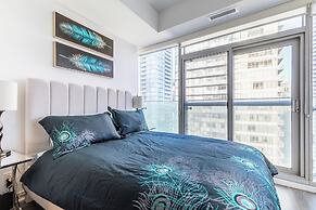 GLOBALSTAY. Maple Leaf Square