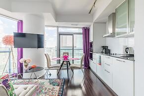 GLOBALSTAY. Maple Leaf Square